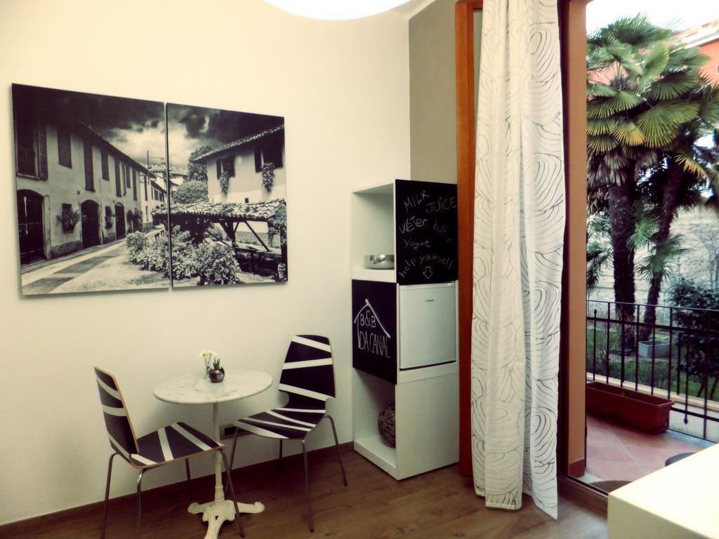 Da Canal Bed and Breakfast Milano Exteriör bild