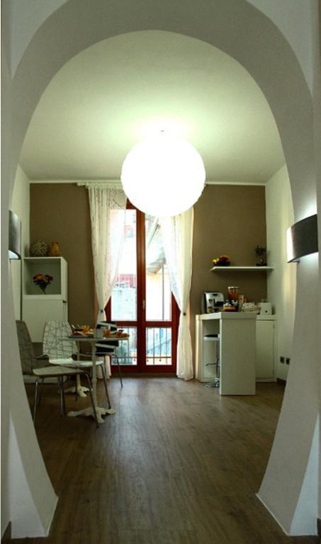 Da Canal Bed and Breakfast Milano Exteriör bild