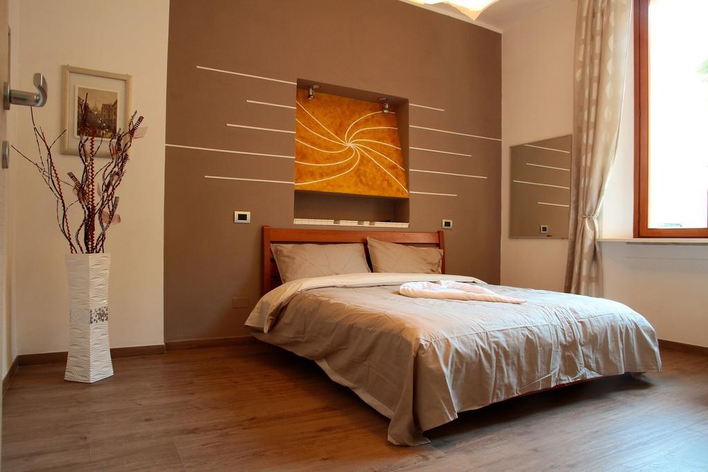 Da Canal Bed and Breakfast Milano Exteriör bild
